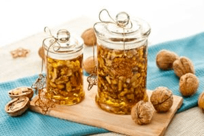 med a vlašské ořechy na potenciál